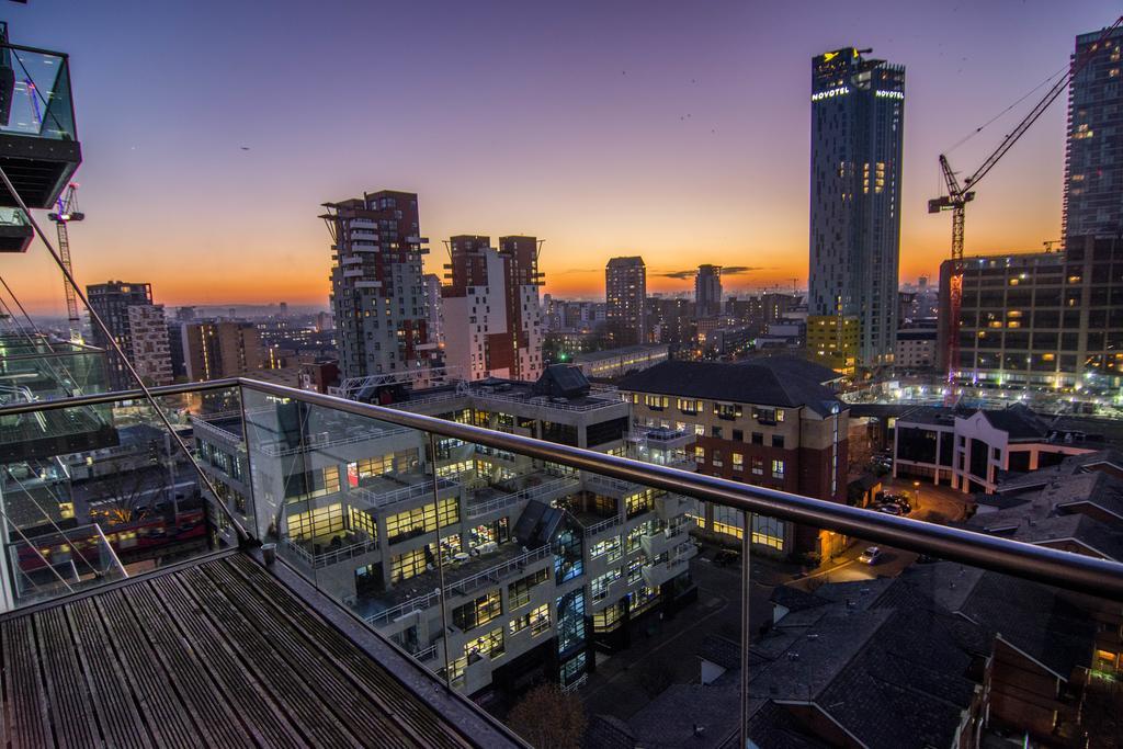 Canary Wharf - Corporate River View Apartments Londres Exterior foto